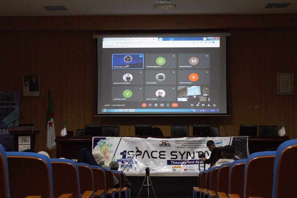 1st International Seminar on Space Syntax: Theories and Applications